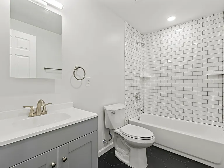 173 Van Horne St #1 — Photo 19
