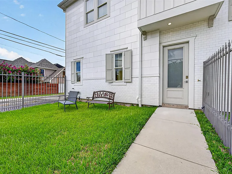 2311 Rutland St #A — Photo 4
