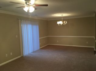 2457 Old Greenbrier Rd, Chesapeake, VA 23325