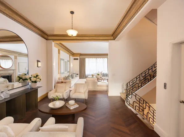 49 East 80th Street image 15 of 30