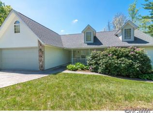 213 Brookside Ave, Black Mountain, NC 28711