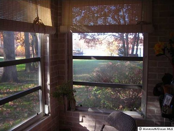5th image of 42A Cambridge Ct