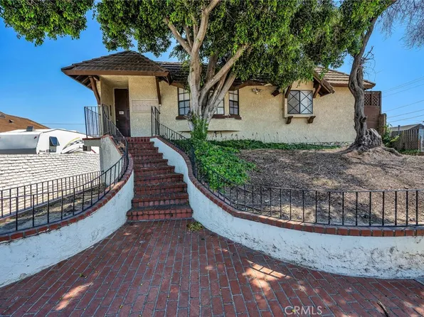 1316 W 166th St, Gardena, CA 90247