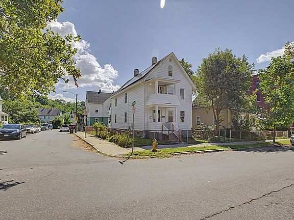 4th image of 81 Adams St