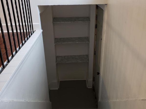 735 Pennsylvania Ave APT 3, Irwin, PA 15642
