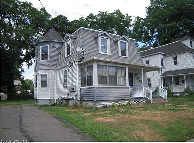 2nd image of 16 Goodwin Pl