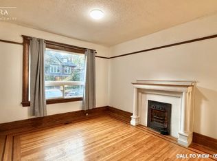 39 Fairleigh Ave S #2, Hamilton, ON L8M 2K1