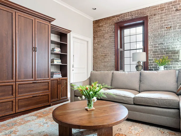 184 E Bay St #201 — Photo 7