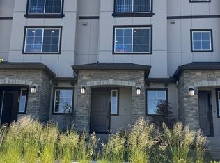 13986 SW River Terrace Blvd, Tigard, OR 97223