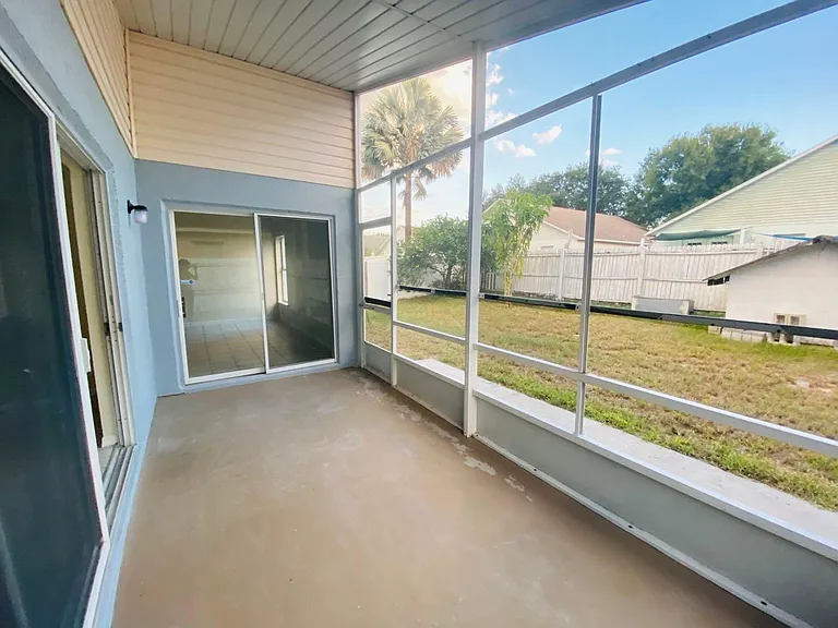 10918 Rushwood Way — Photo 12