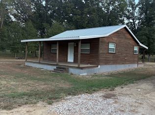 110 County Road 43950, Blossom, TX 75462