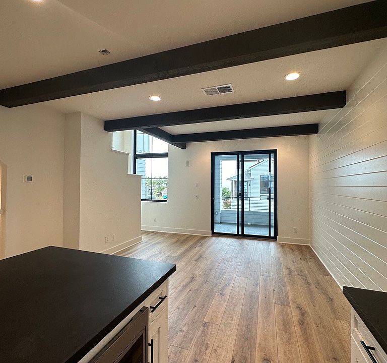 Kitchen/Living Room