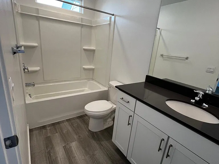 1057 W Fox Run Ave — Photo 7