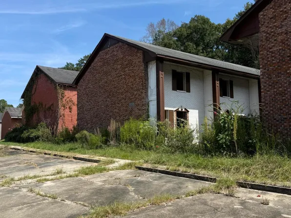 116 Ellis Dr, Hattiesburg, MS 39401