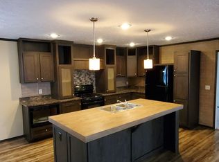 213 Winchester Trl, Goshen, IN 46526