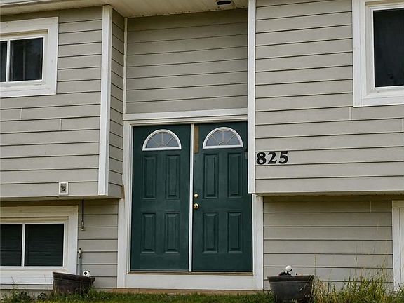 4th image of 825 Edgehill Vista Rd