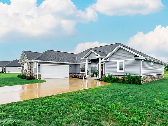 2nd image of 6831 Bluebird Ln