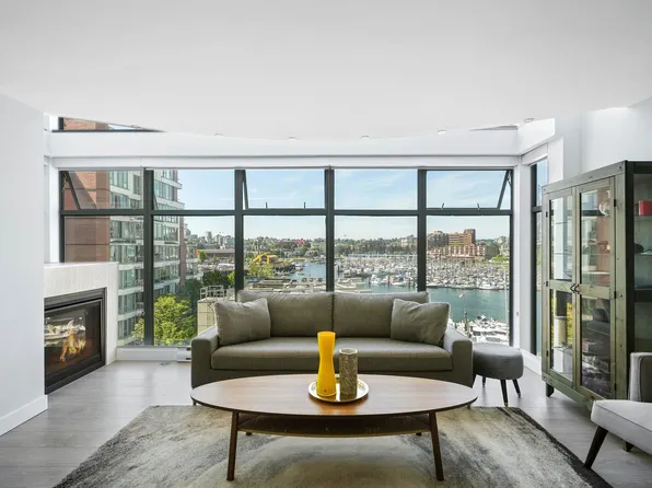 990 Beach Ave #509, Vancouver, BC V6Z 2N9