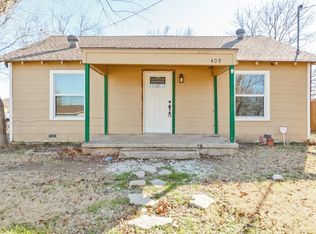 409 W Mill St, Decatur, TX 76234