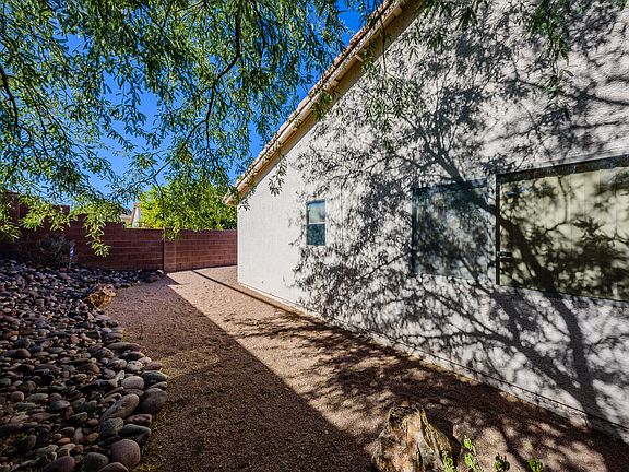 5th image of 2611 W Brandy Crest Dr