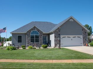 54153 Stonebridge Dr, Elkhart, IN 46514