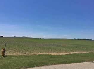 307 Little John Rd, Estherville, IA 51334