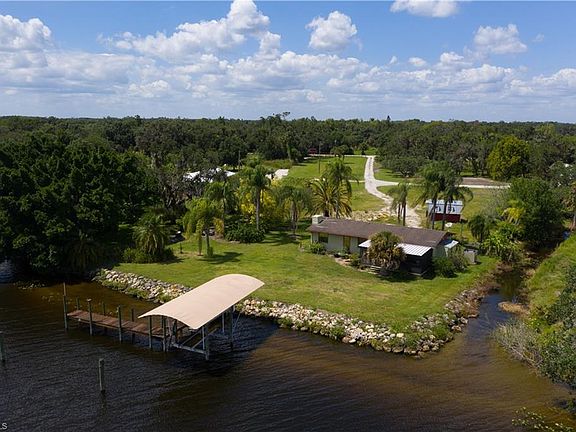3rd image of 20250 Cypress Creek Dr