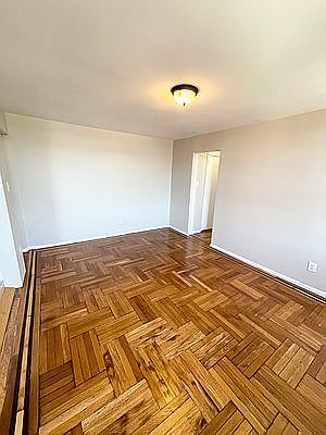 5th image of 585 E 21st St APT 6H