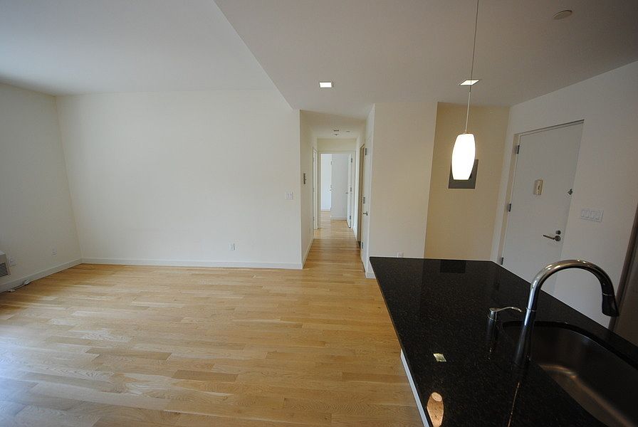 1st image of 158 Johnson Ave APT 401