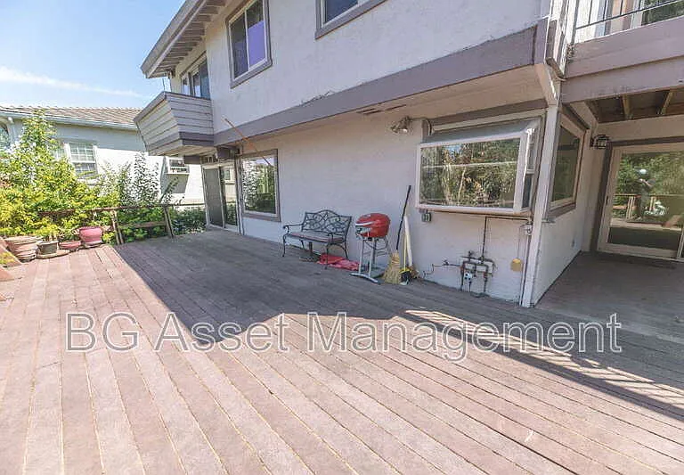 1830 Weir Dr — Photo 34