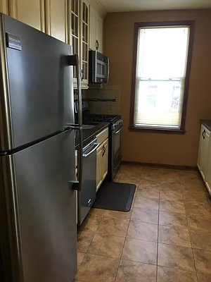 Rented by Metropolis International Realty Inc. | media 8