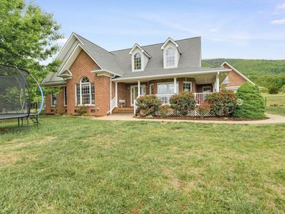218 Cahas Ln, Boones Mill, VA, 24065