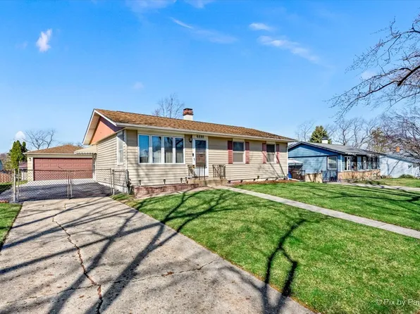 6890 Magnolia St, Hanover Park, IL 60133
