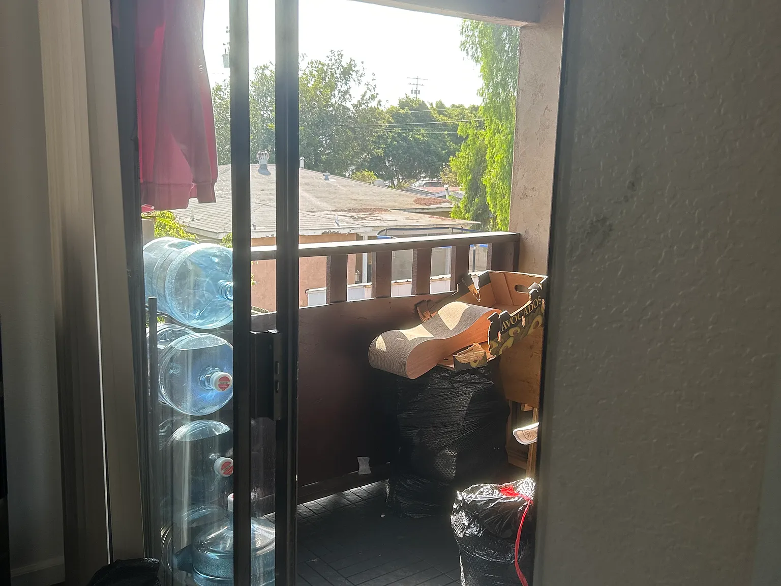 2 bed, 1.5 bath, 1000 sqft, $2,200 — Photo 4