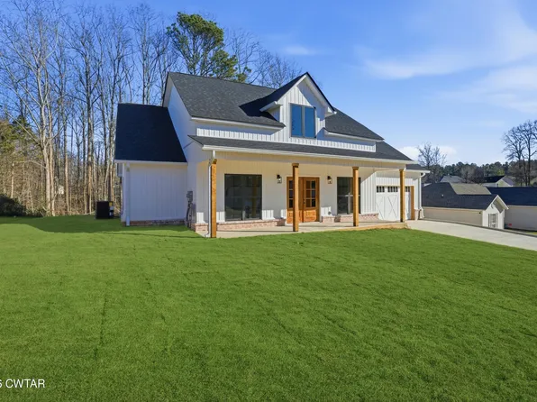 153 Woodgrove Dr, Jackson, TN 38305