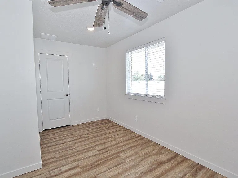504 S Utah Ave #H — Photo 16