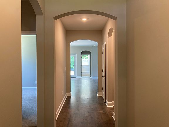 Foyer Allendale II- 167 Sara St.