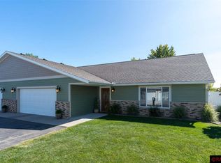111 Terrace Vw E, Mankato, MN 56001