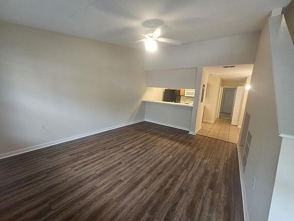4th image of 2738 W Tharpe St APT 2103