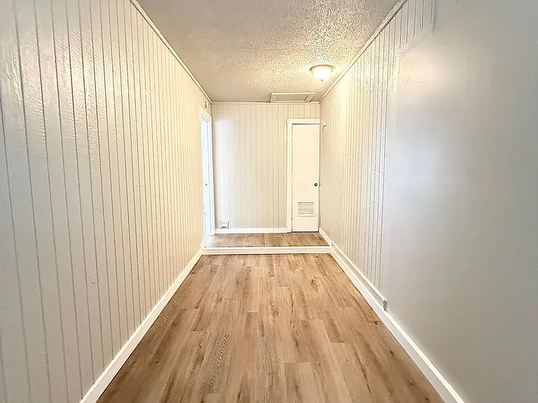 1732 E Dartmouth St — Photo 9