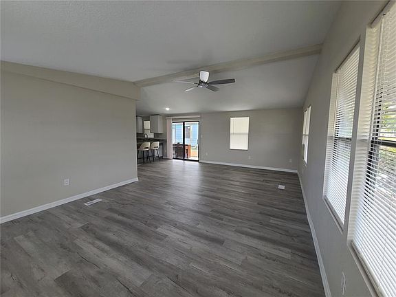 5th image of 710 COACHMAN DRIVE