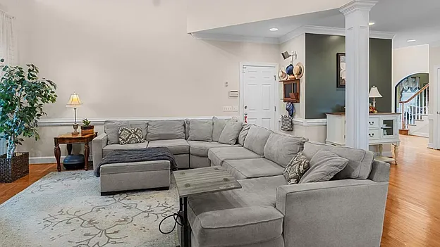 2147 Joelene Dr — Photo 15