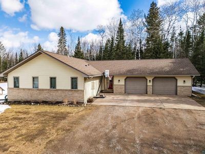 114 Pine Ridge Rd, Esko, MN, 55733