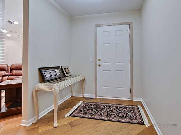4th image of 285 Brunswick Dr