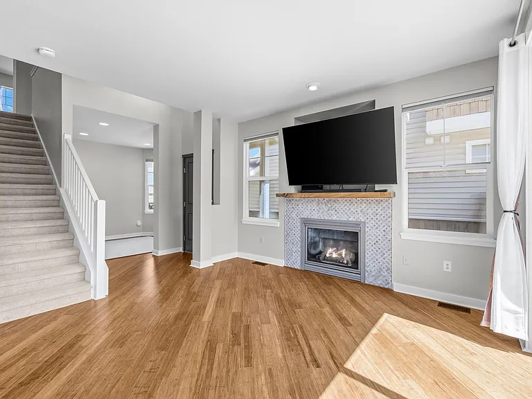205 Newport Way NW #C1 — Photo 7