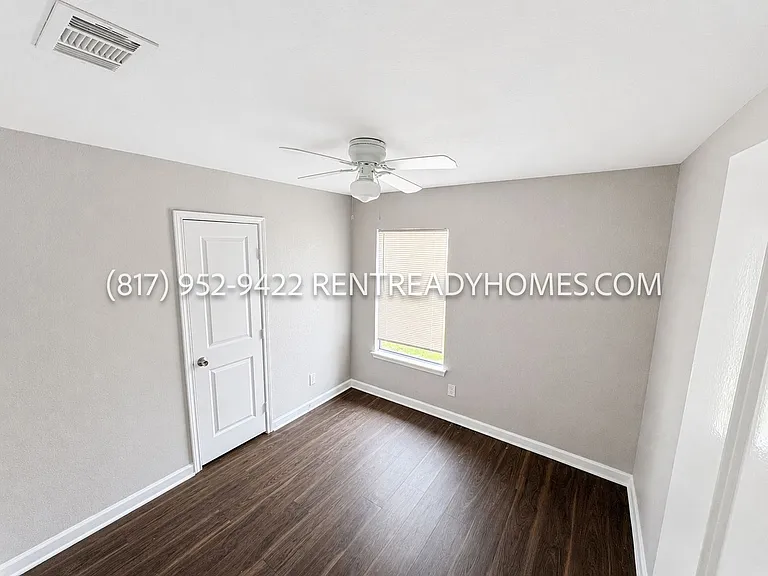 3811 O'B Crowe Dr — Photo 10