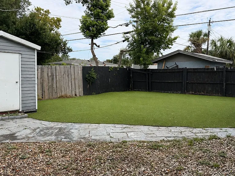 7702 Arezzo Ave — Photo 15