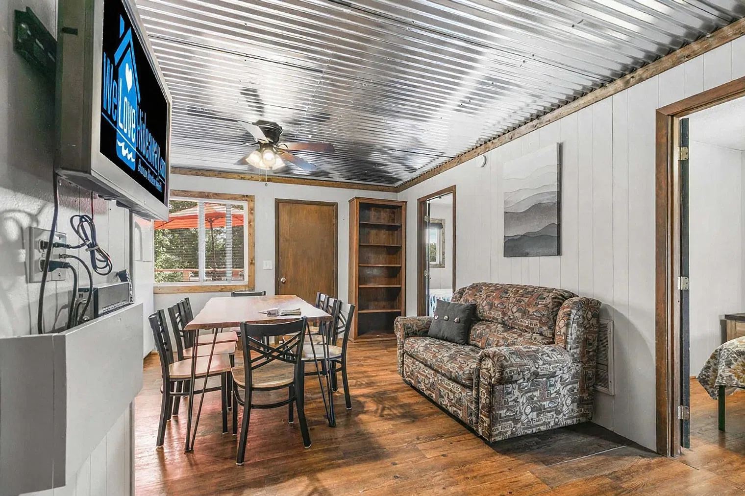 2 bed, 1.0 bath, 495 sqft, $3,942 — Photo 1