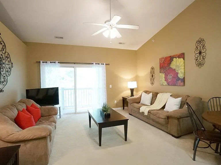 2800 Trailwood Pines Ln — Photo 7
