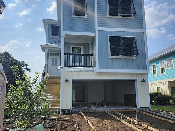 3rd image of 137 Pinnacle Dr.